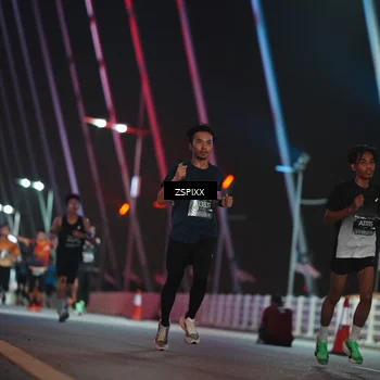 Runner Photo 6206895