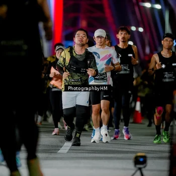 Runner Photo 6206936