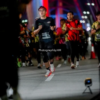 Runner Photo 6206938