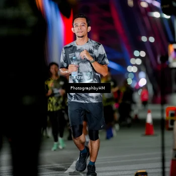 Runner Photo 6206945
