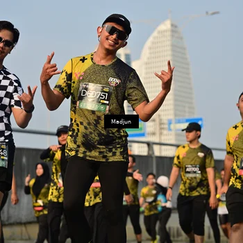 Runner Photo 6207003