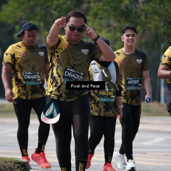Runner Photo 6207009