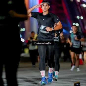 Runner Photo 6207022