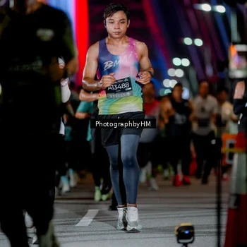Runner Photo 6207024