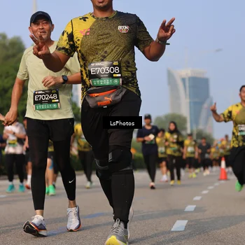Runner Photo 6207030