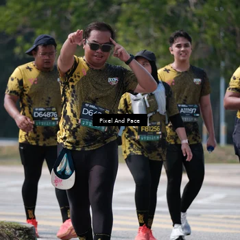 Runner Photo 6207037