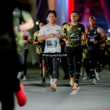 Runner Photo 6207039
