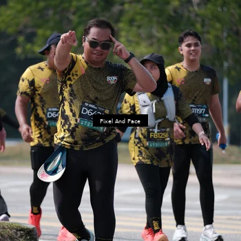 Runner Photo 6207066