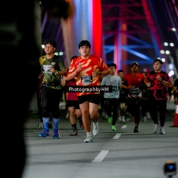 Runner Photo 6207097