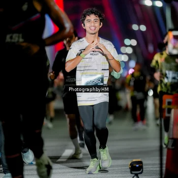 Runner Photo 6207178