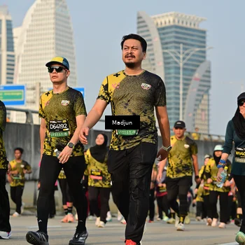 Runner Photo 6207243