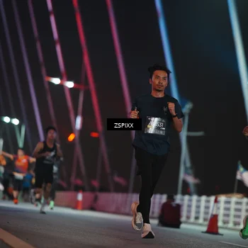 Runner Photo 6207361