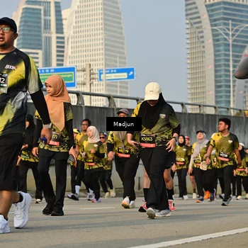 Runner Photo 6207450