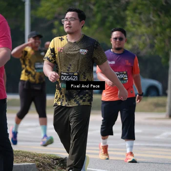 Runner Photo 6207481