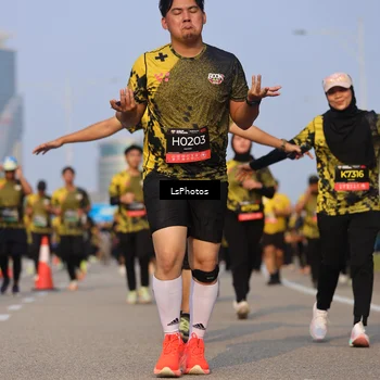 Runner Photo 6207503