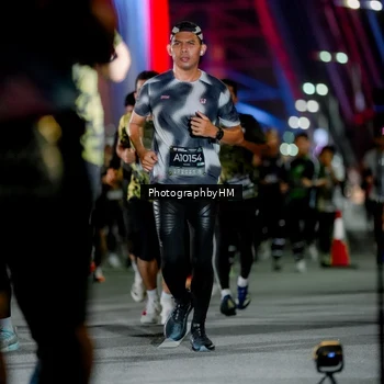Runner Photo 6207546