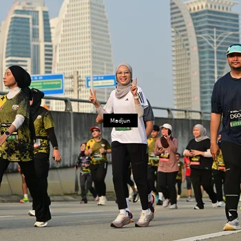 Runner Photo 6207581