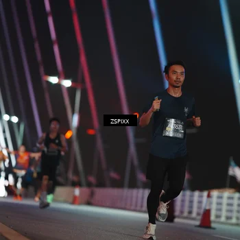 Runner Photo 6207594