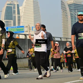 Runner Photo 6207635