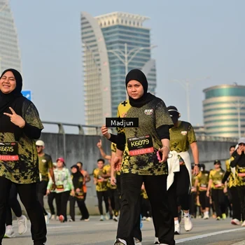 Runner Photo 6207640