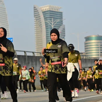 Runner Photo 6207647