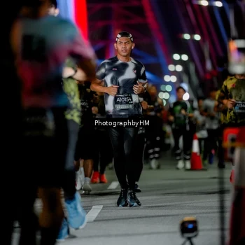 Runner Photo 6207662