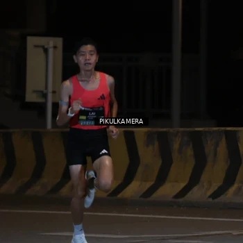 Runner Photo 6207674
