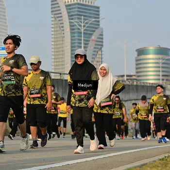 Runner Photo 6207675