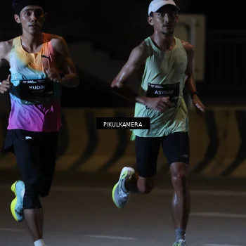 Runner Photo 6207743
