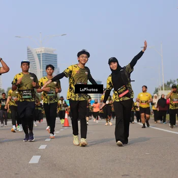Runner Photo 6207757