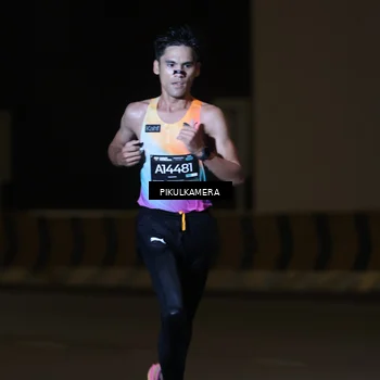 Runner Photo 6207773