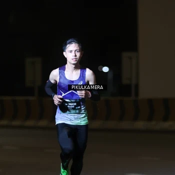 Runner Photo 6207821