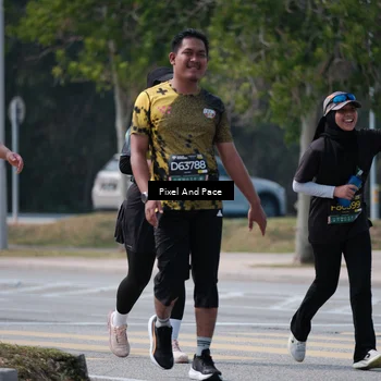 Runner Photo 6207830