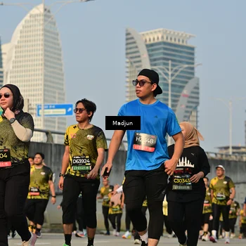 Runner Photo 6207855