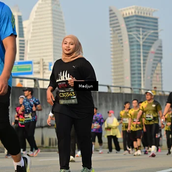 Runner Photo 6207875