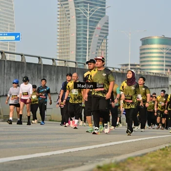 Runner Photo 6207948