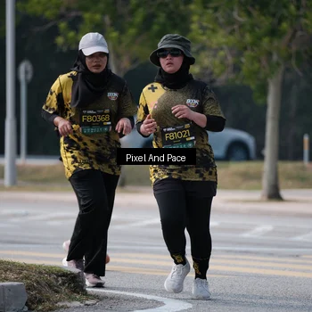 Runner Photo 6208020