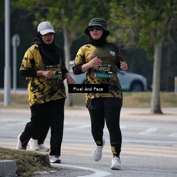 Runner Photo 6208044