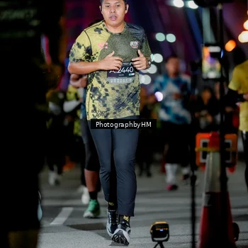 Runner Photo 6208053