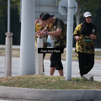 Runner Photo 6208060