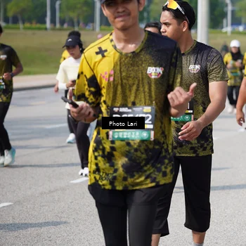 Runner Photo 6208100