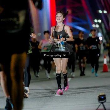 Runner Photo 6208102