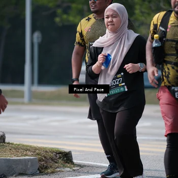 Runner Photo 6208152