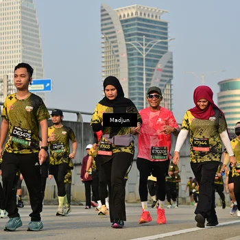 Runner Photo 6208192