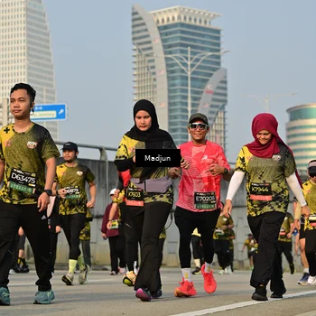 Runner Photo 6208198