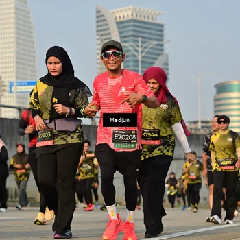Runner Photo 6208200