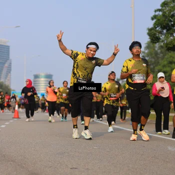 Runner Photo 6208205