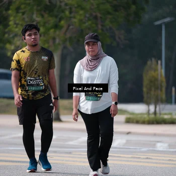 Runner Photo 6208255