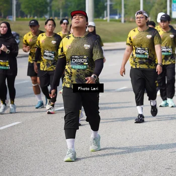 Runner Photo 6208354