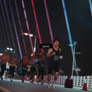 Runner Photo 6208392
